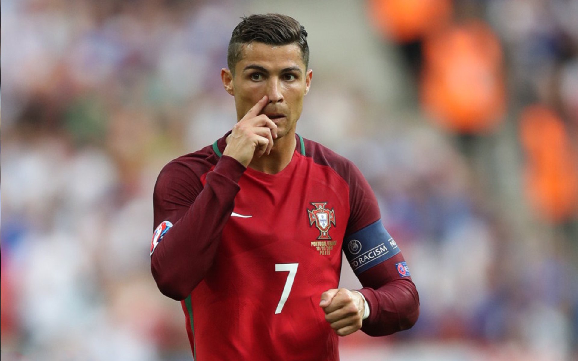 伊藤美诚赛后谦逊发言登热搜，利物浦险胜巴塞罗那引发网友狂欢